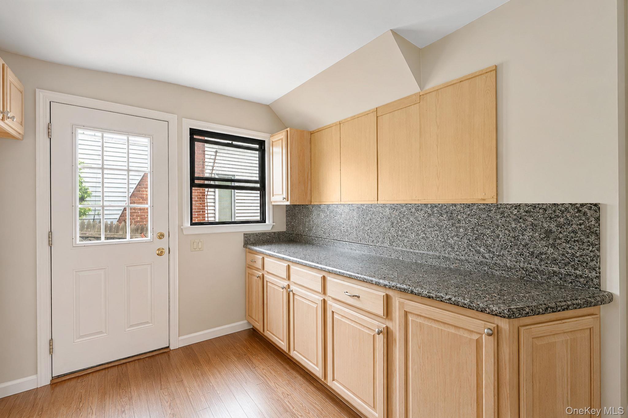 Single Family Nassau Road Suffolk County, NY 11743, MLS-1036058-21