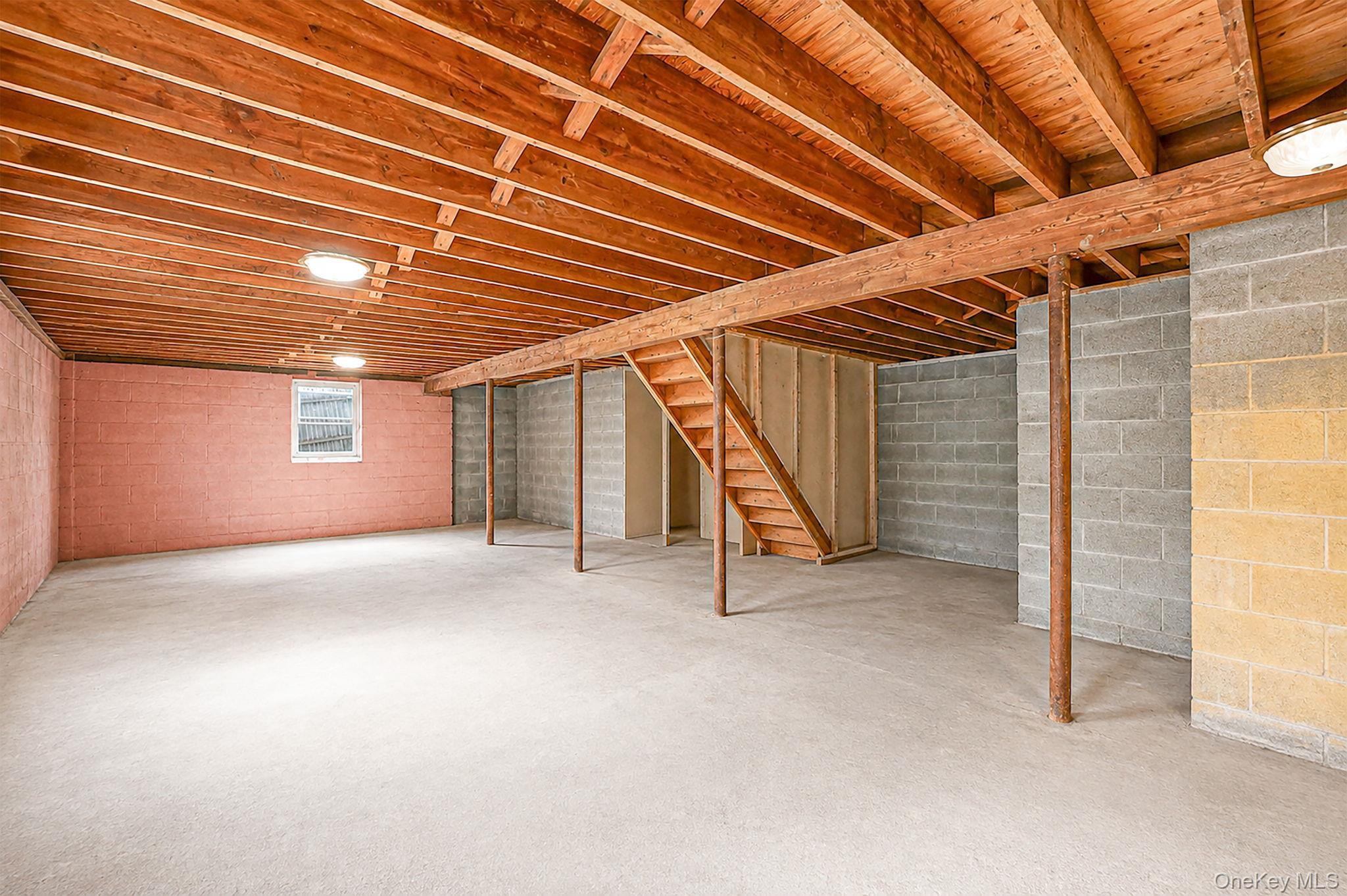 Single Family Nassau Road Suffolk County, NY 11743, MLS-1036058-32