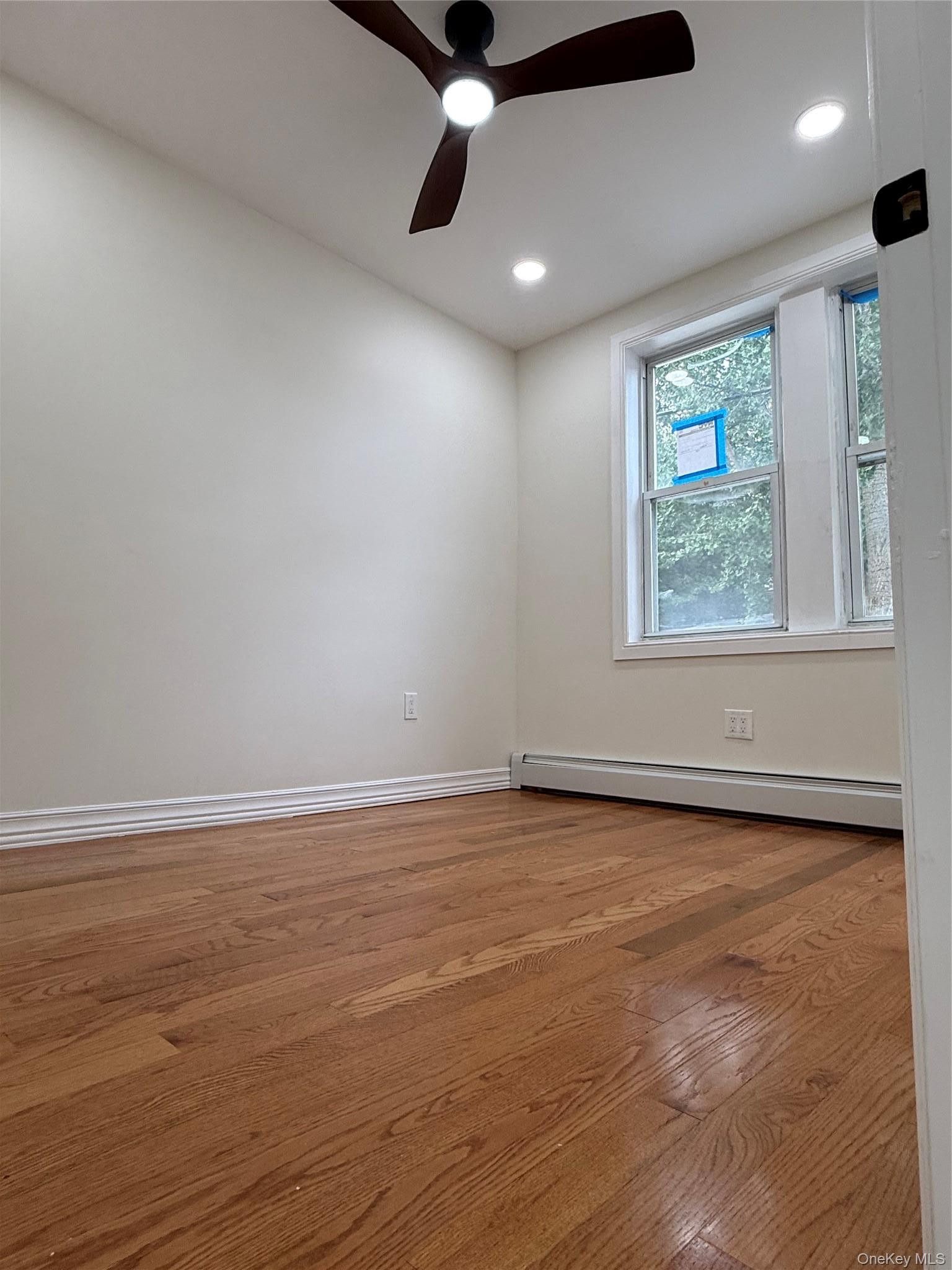 Single Family Merry Avenue Bronx, NY 10461, MLS-1036062-12