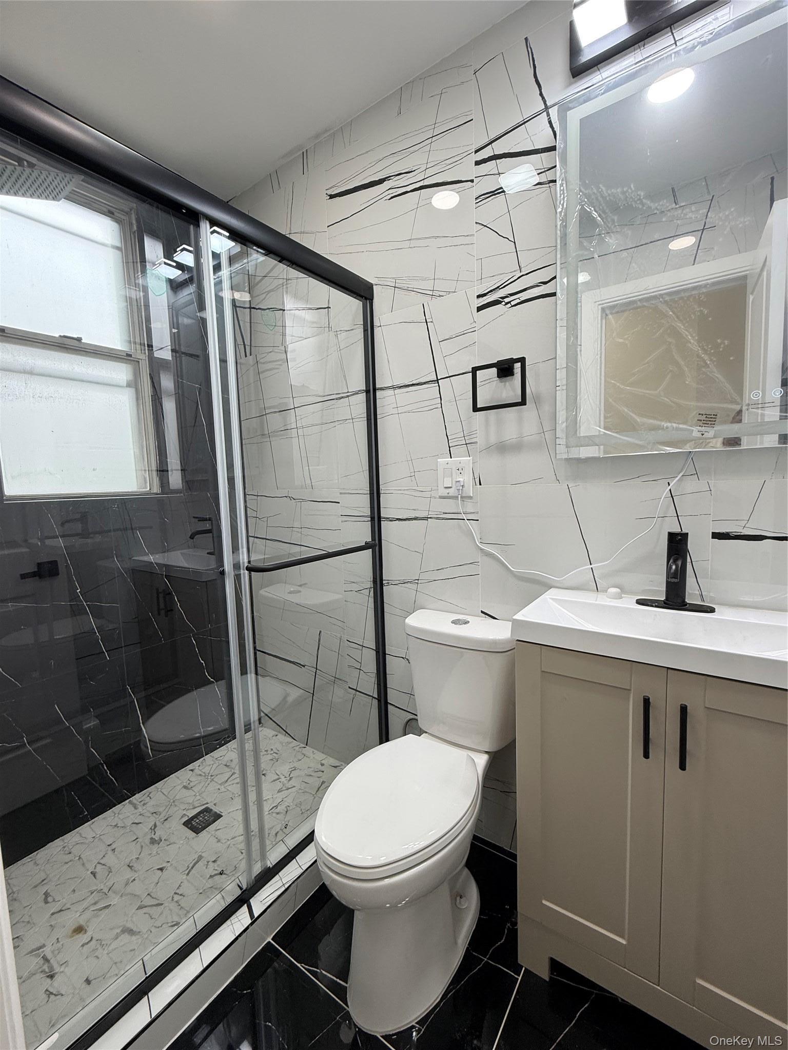 Single Family Merry Avenue Bronx, NY 10461, MLS-1036062-21