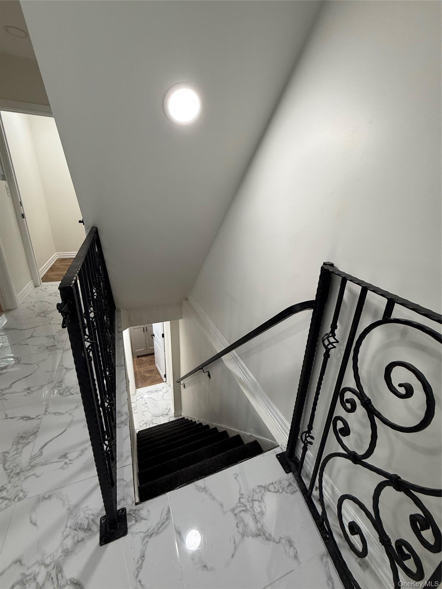Single Family Merry Avenue Bronx, NY 10461, MLS-1036062-23