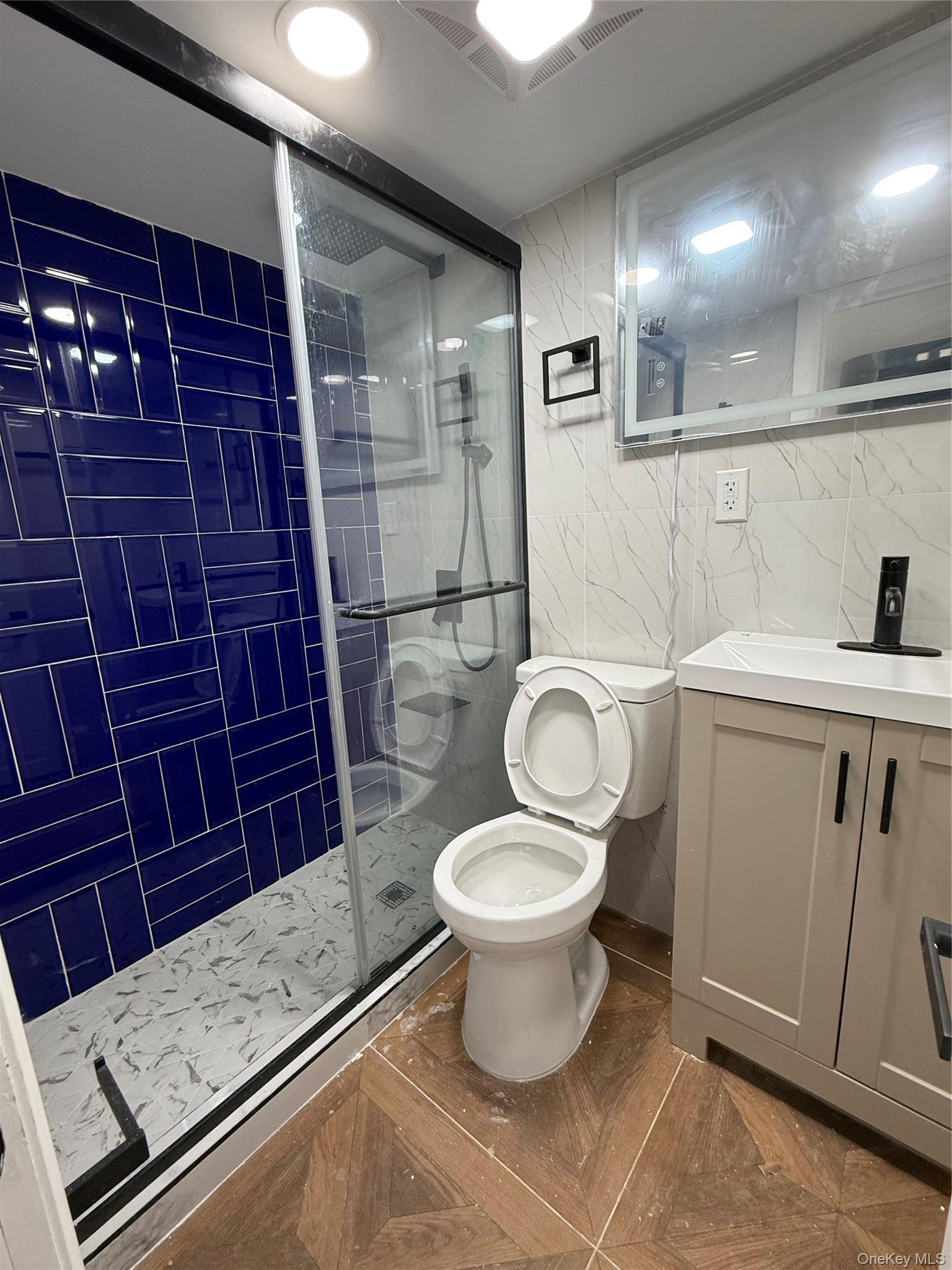 Single Family Merry Avenue Bronx, NY 10461, MLS-1036062-24