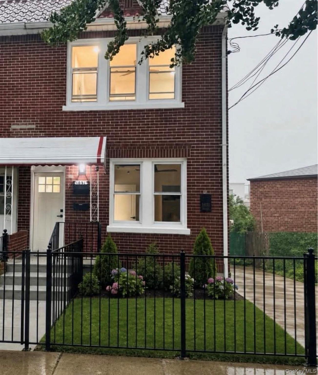 Single Family Merry Avenue Bronx, NY 10461, MLS-1036062-3