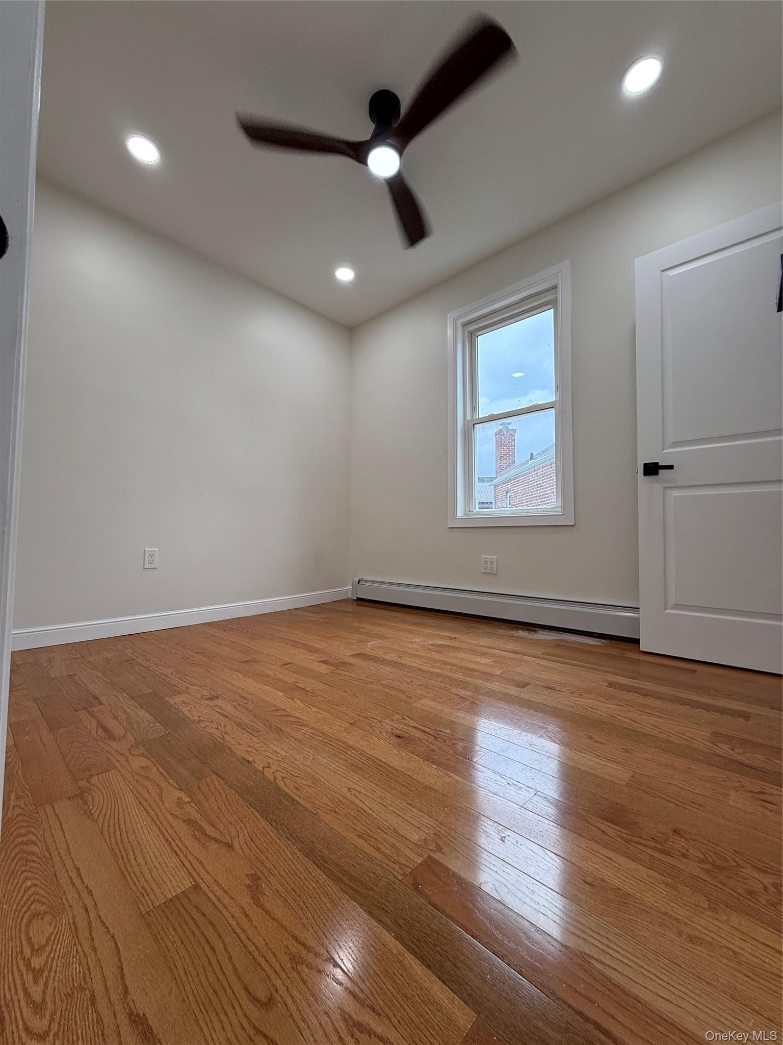 Single Family Merry Avenue Bronx, NY 10461, MLS-1036062-34