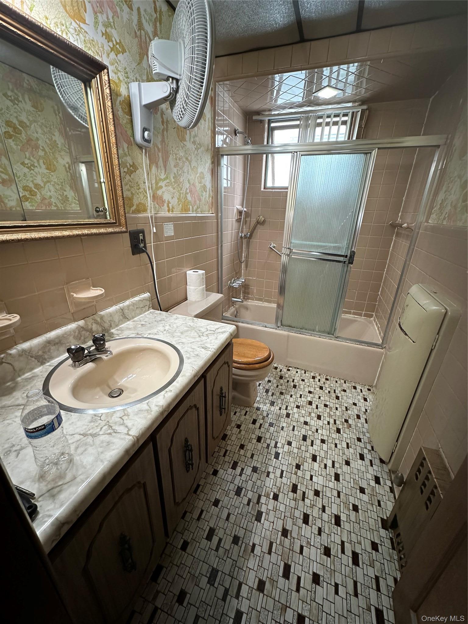 Single Family 80th Road Queens, NY 11385, MLS-1036065-6