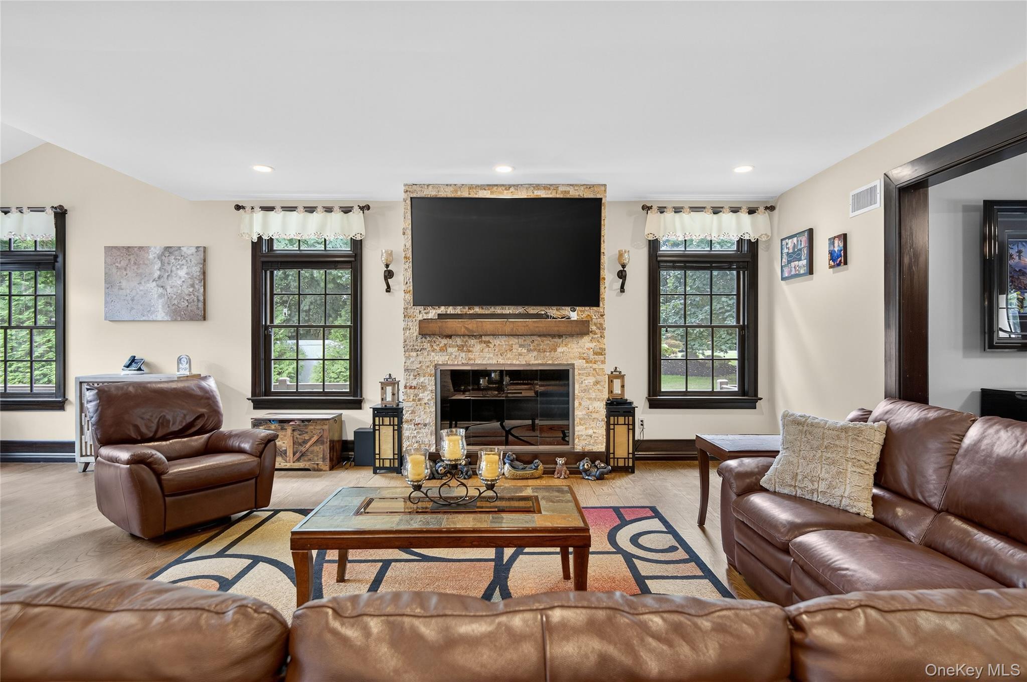 Single Family Gloria Lane Suffolk County, NY 11743, MLS-1036110-13