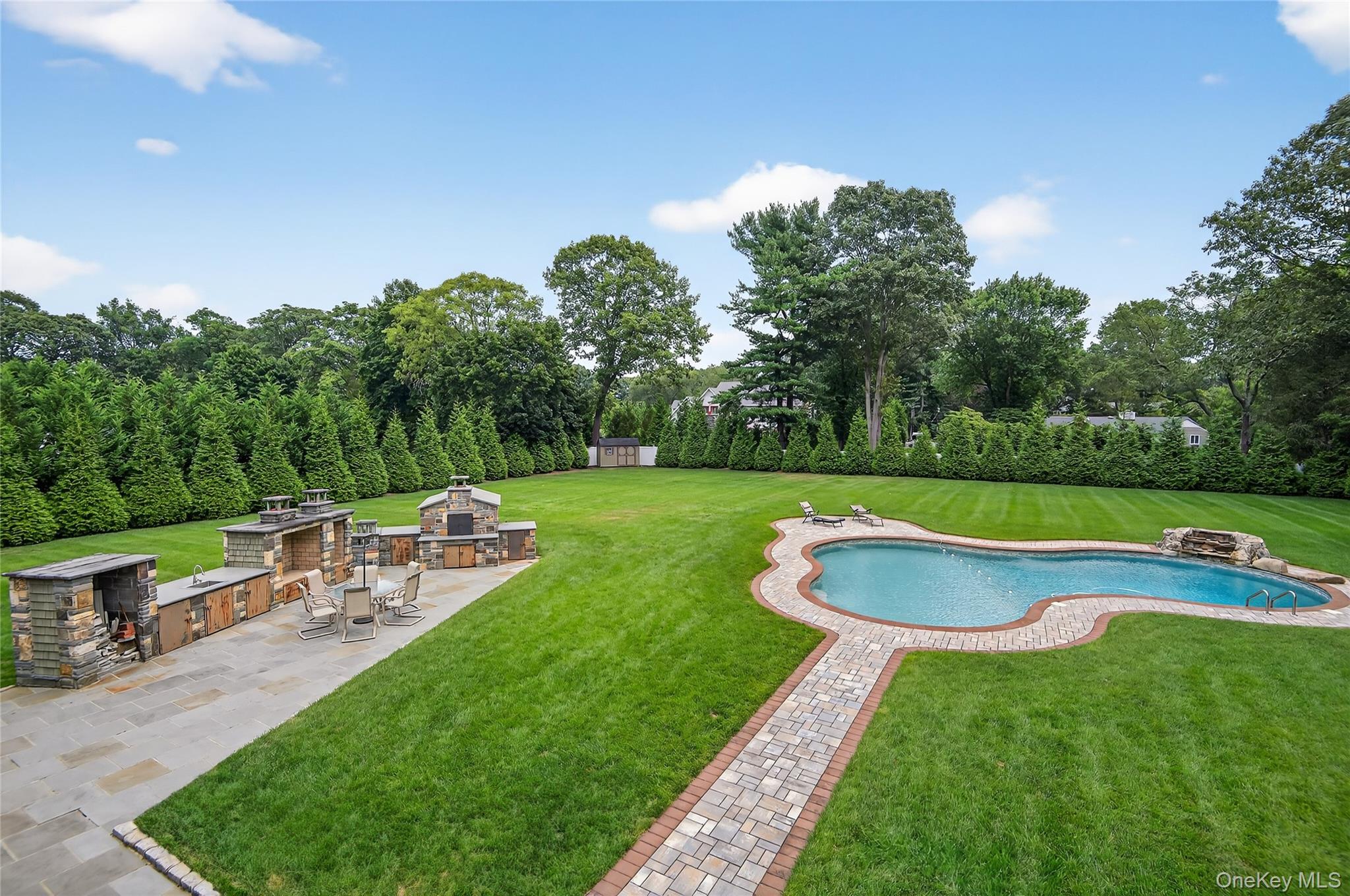 Single Family Gloria Lane Suffolk County, NY 11743, MLS-1036110-29
