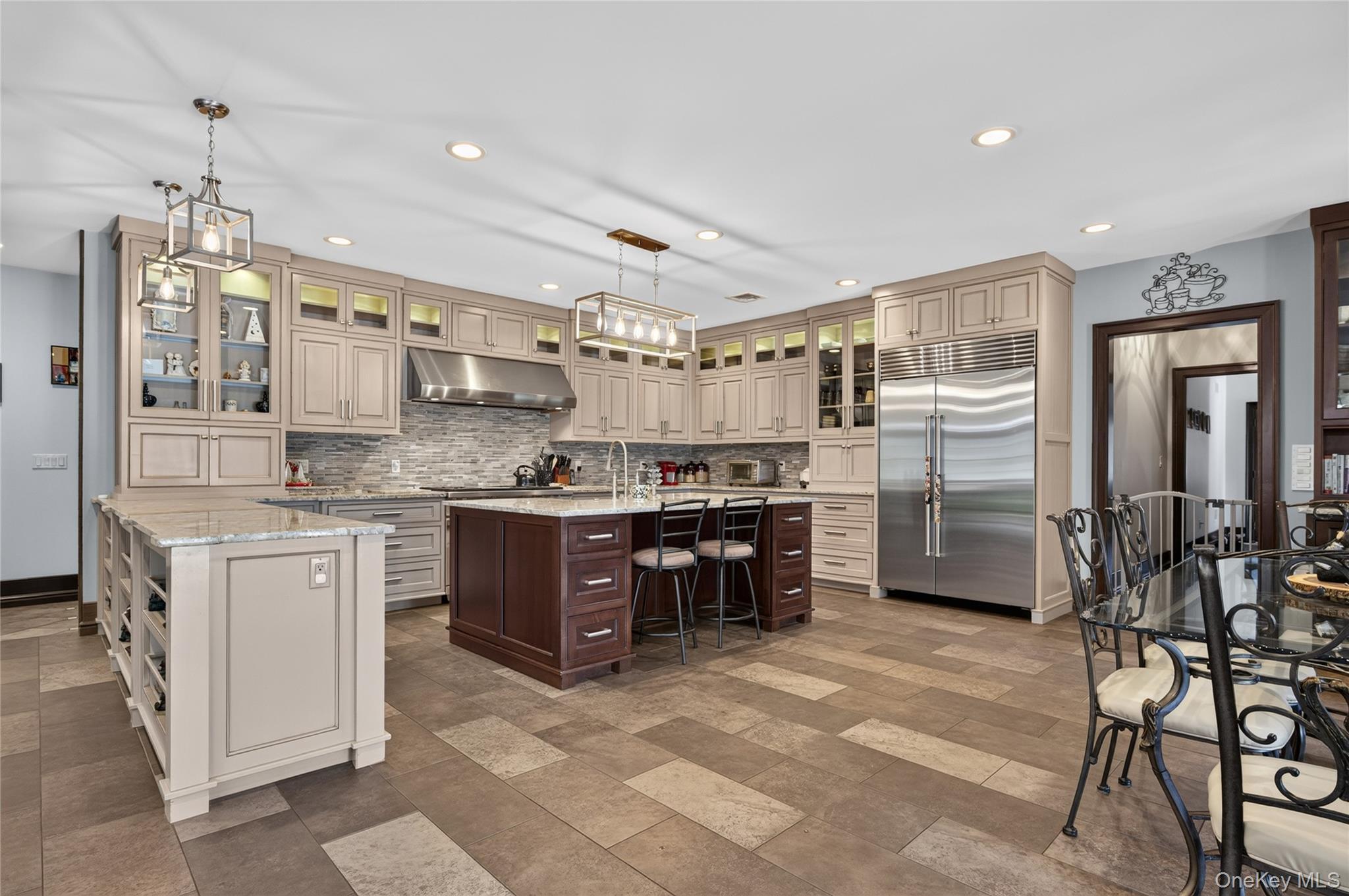 Single Family Gloria Lane Suffolk County, NY 11743, MLS-1036110-5