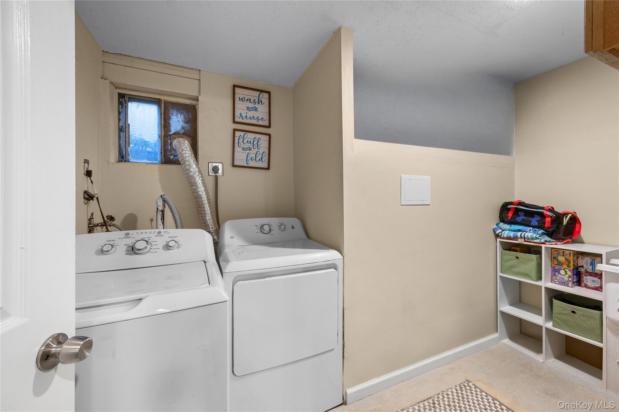 Single Family Manhasset Road Suffolk County, NY 11789, MLS-1036132-29