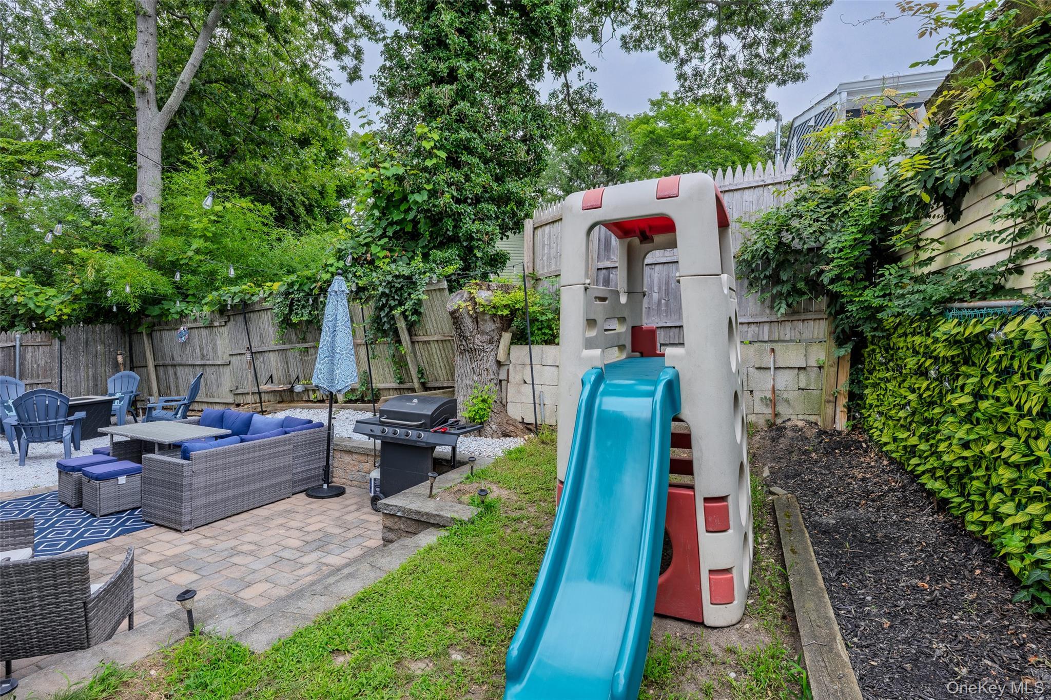 Single Family Manhasset Road Suffolk County, NY 11789, MLS-1036132-34