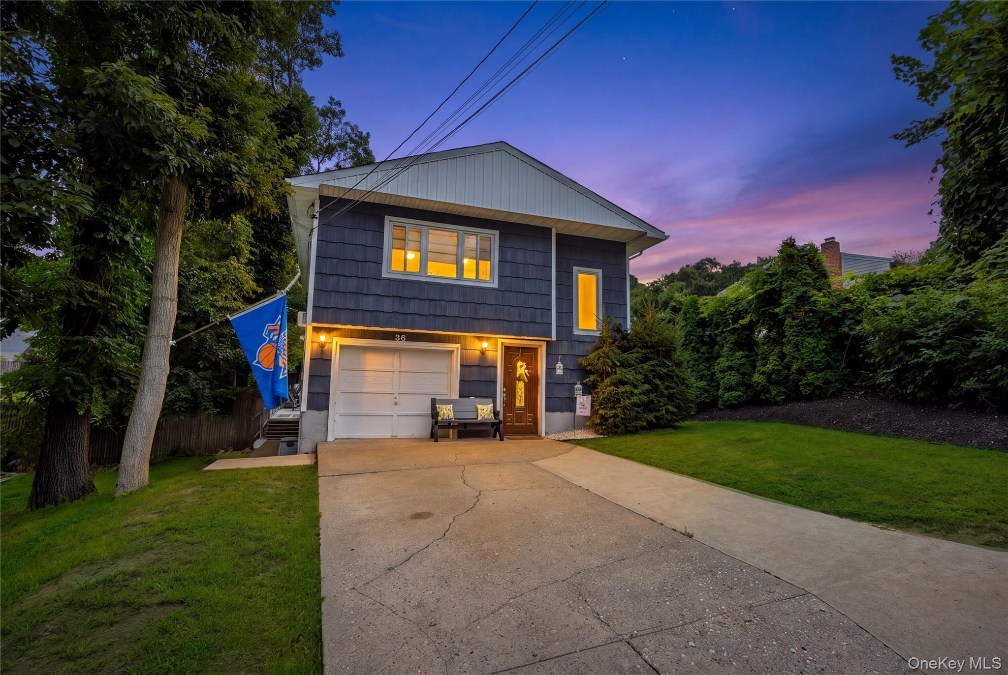 Single Family Manhasset Road Suffolk County, NY 11789, MLS-1036132-37
