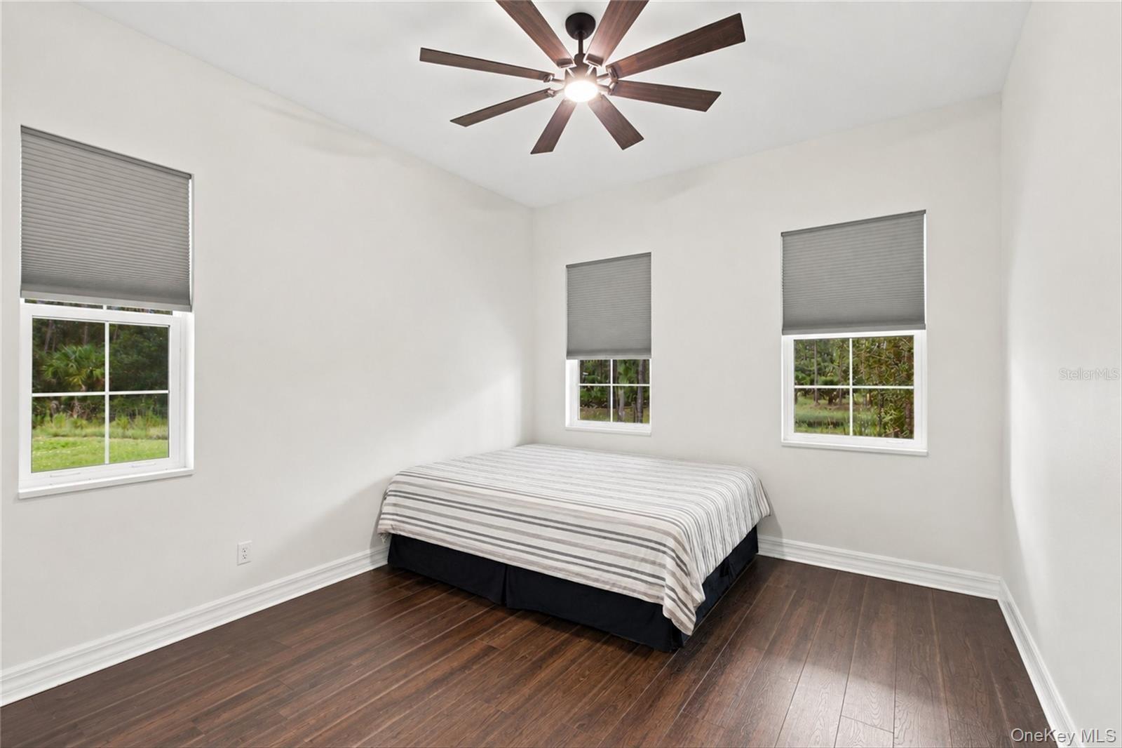 Single Family Tropicaire Out Of Area, NY 34291, MLS-1036137-15