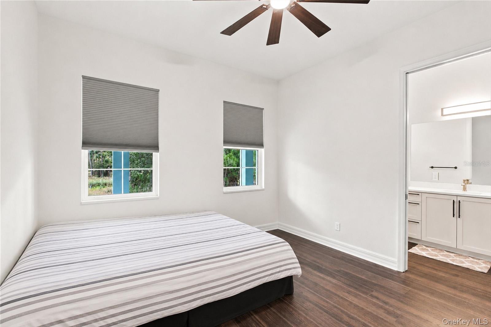 Single Family Tropicaire Out Of Area, NY 34291, MLS-1036137-17