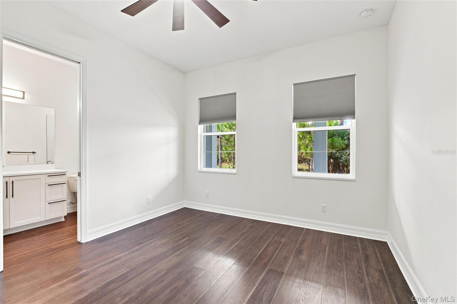 Single Family Tropicaire Out Of Area, NY 34291, MLS-1036137-20
