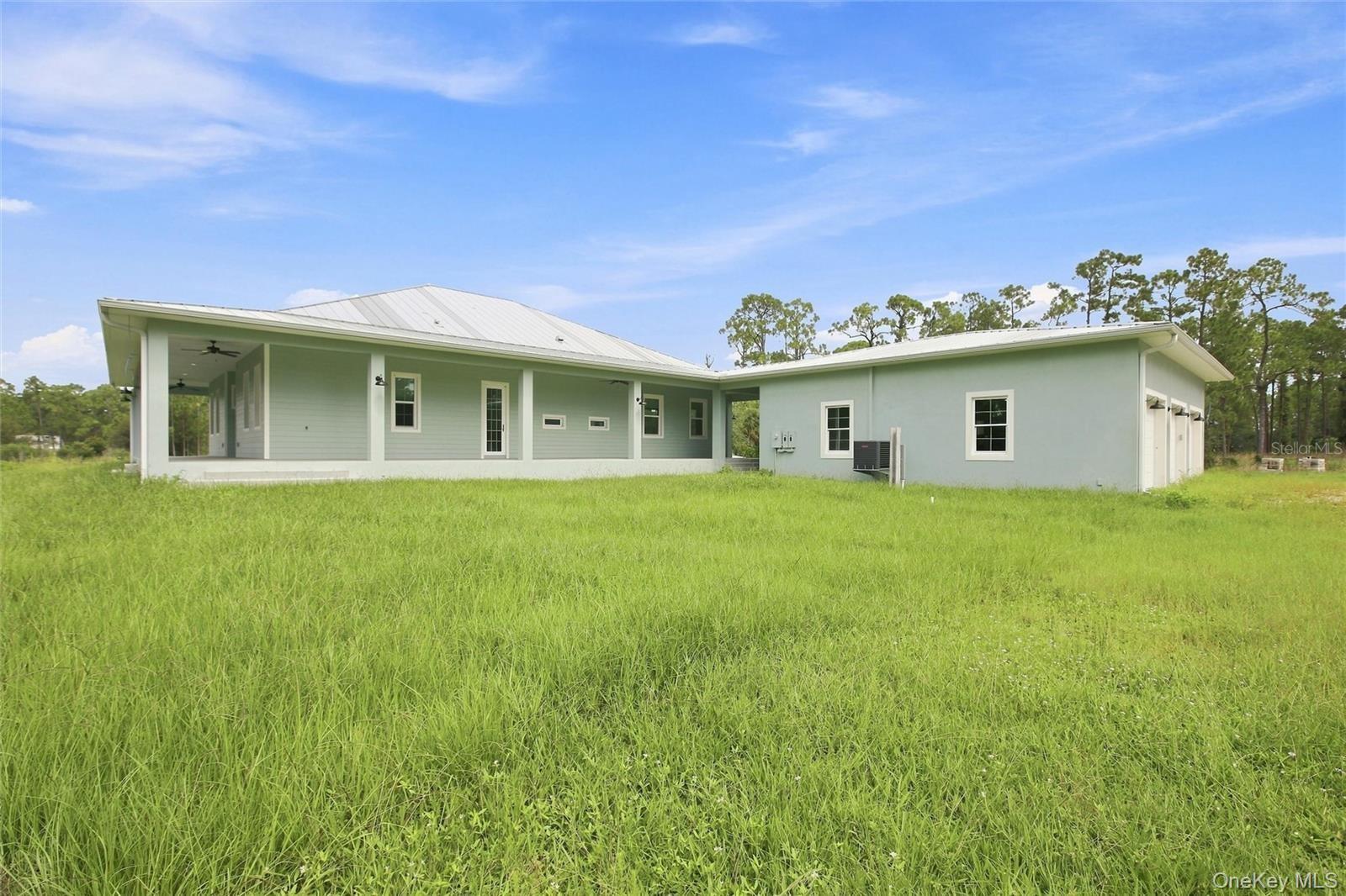 Single Family Tropicaire Out Of Area, NY 34291, MLS-1036137-3