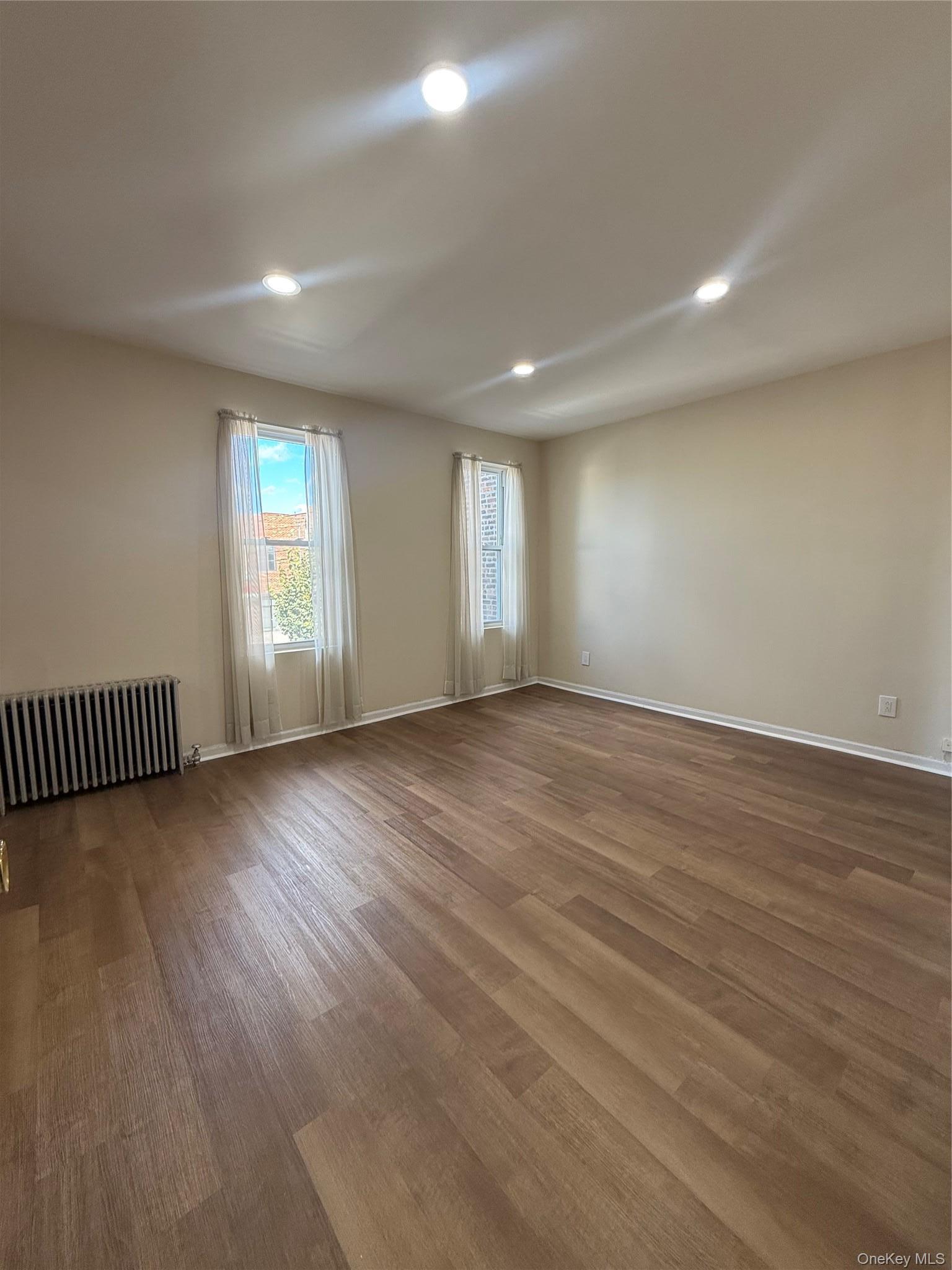 Single Family Morris Park Avenue Bronx, NY 10462, MLS-1036143-14