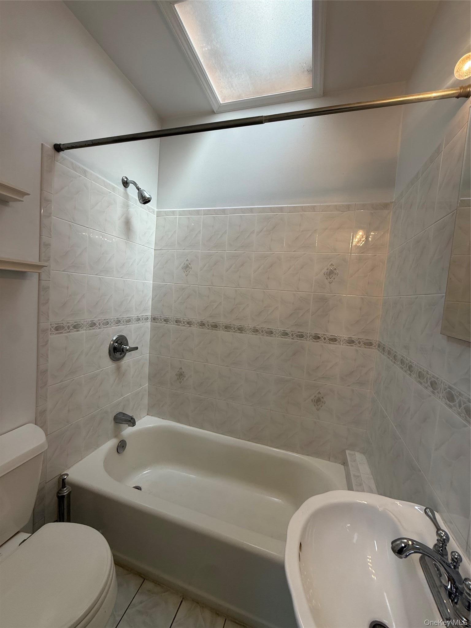 Single Family Morris Park Avenue  Bronx, NY 10462, MLS-1036143-15
