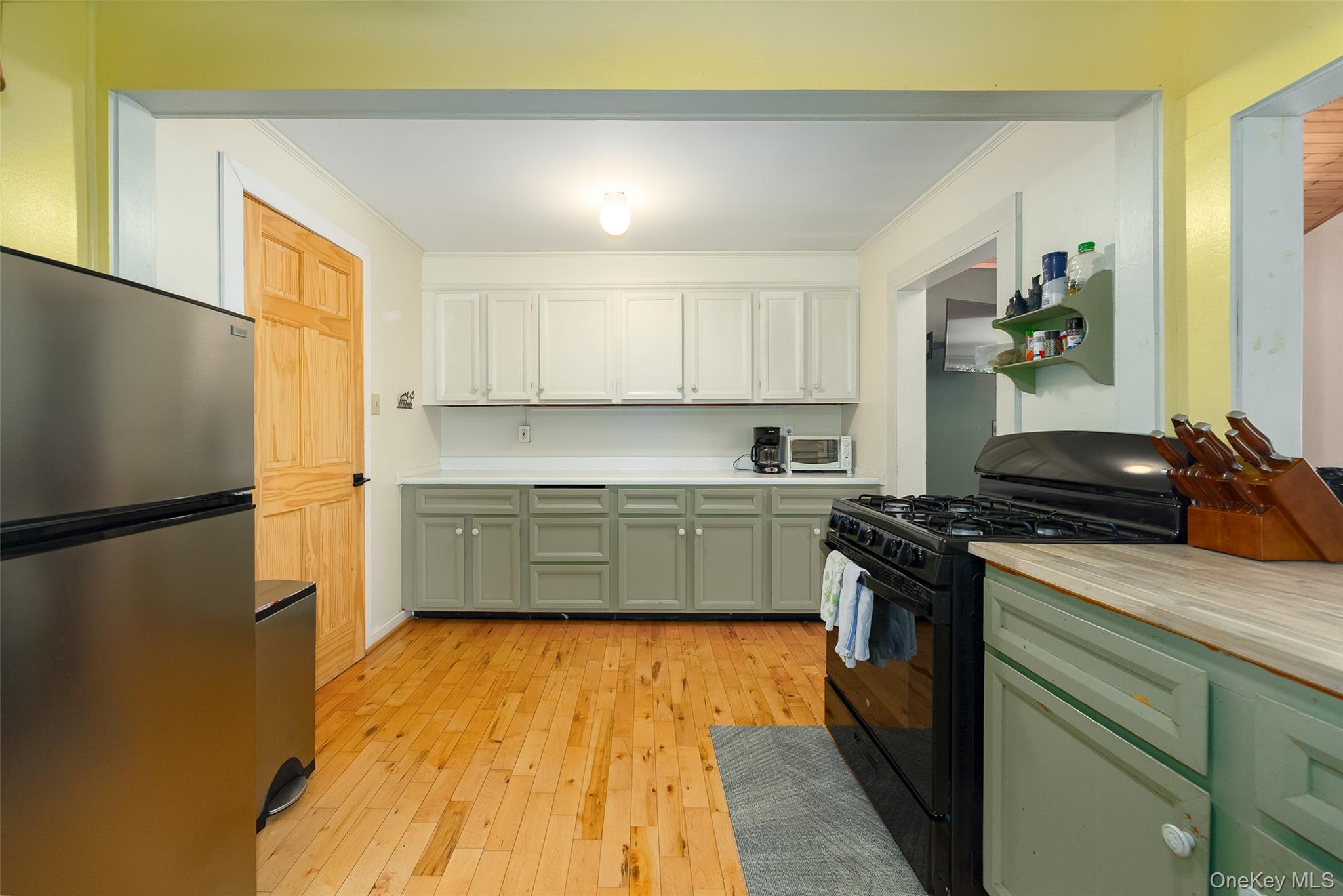 Single Family Lake Shore Drive  Dutchess County, NY 12567, MLS-1036155-21