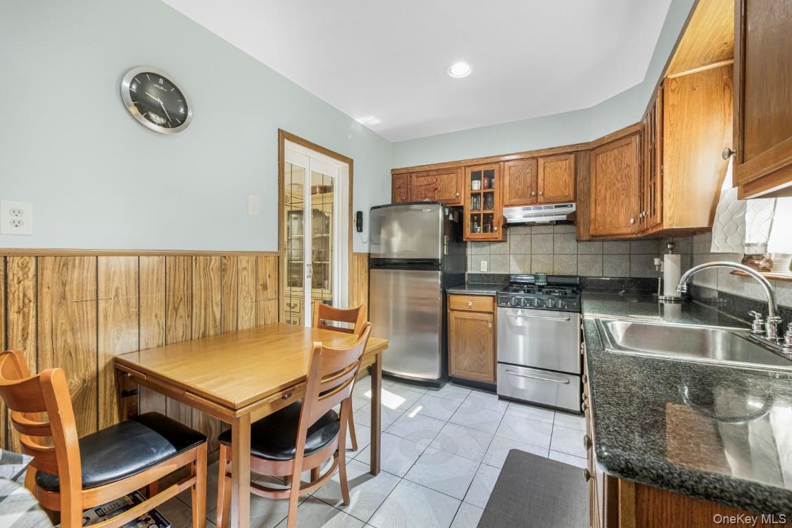 Single Family Albany Avenue Brooklyn, NY 11203, MLS-1036171-10