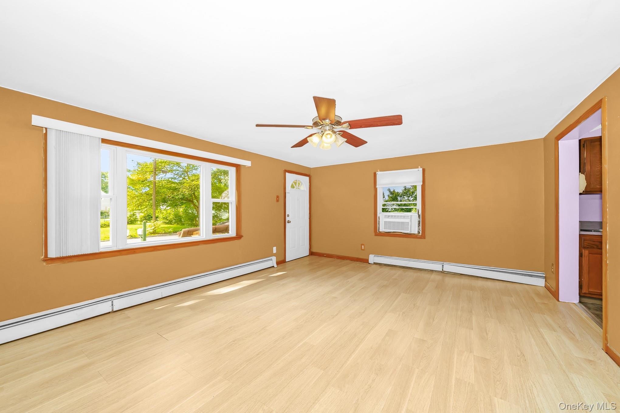 Single Family Salem Street Suffolk County, NY 11772, MLS-1036195-11