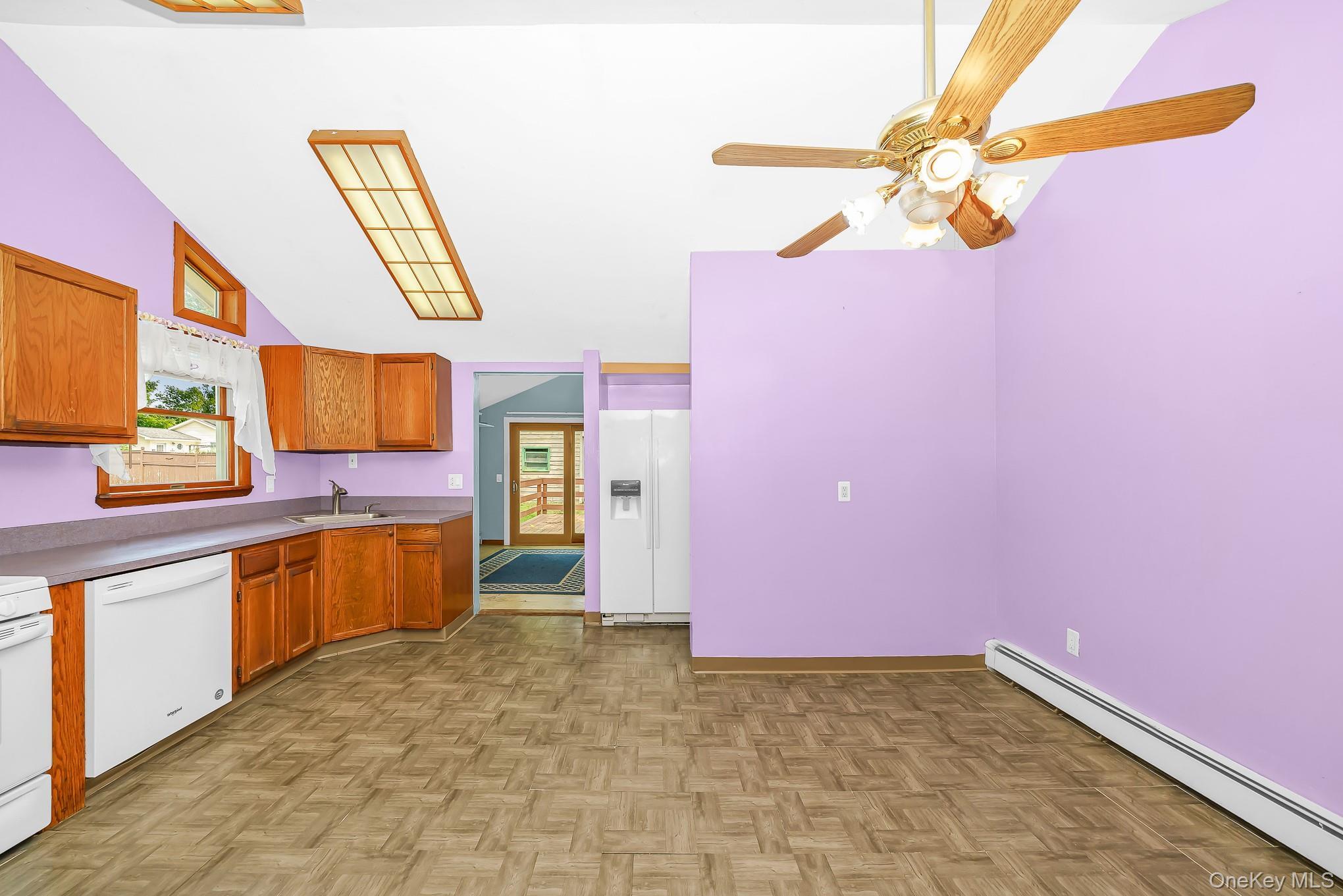 Single Family Salem Street Suffolk County, NY 11772, MLS-1036195-17