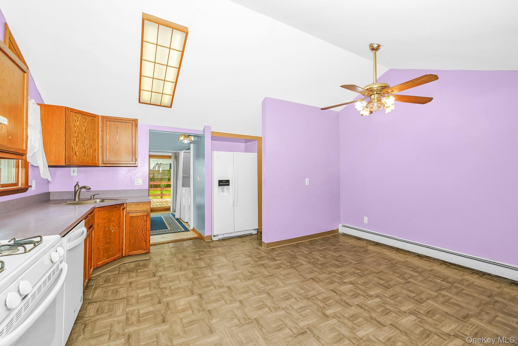 Single Family Salem Street Suffolk County, NY 11772, MLS-1036195-18