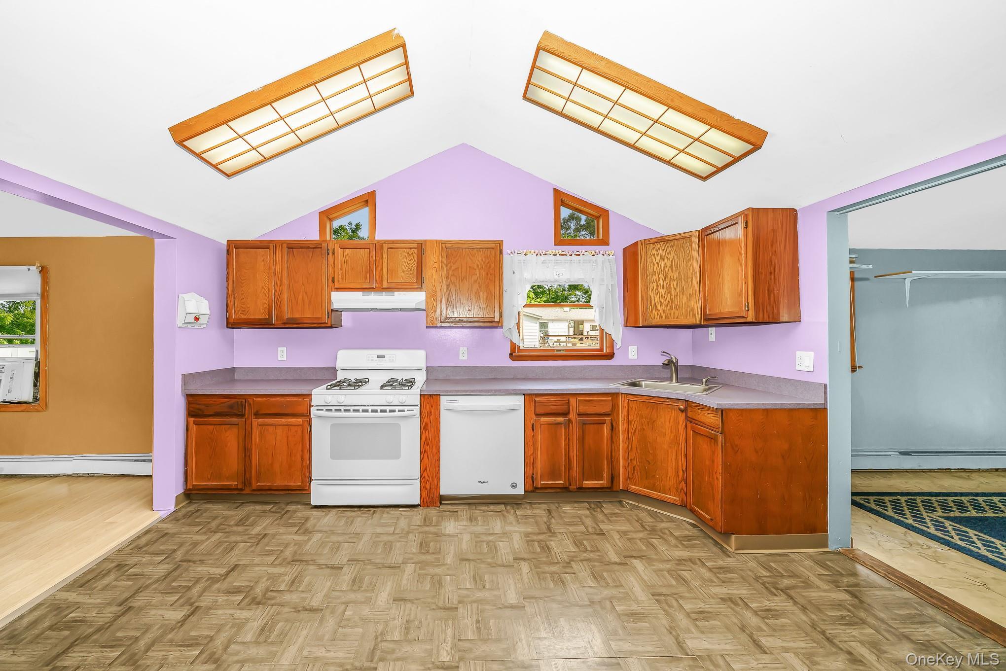 Single Family Salem Street Suffolk County, NY 11772, MLS-1036195-19