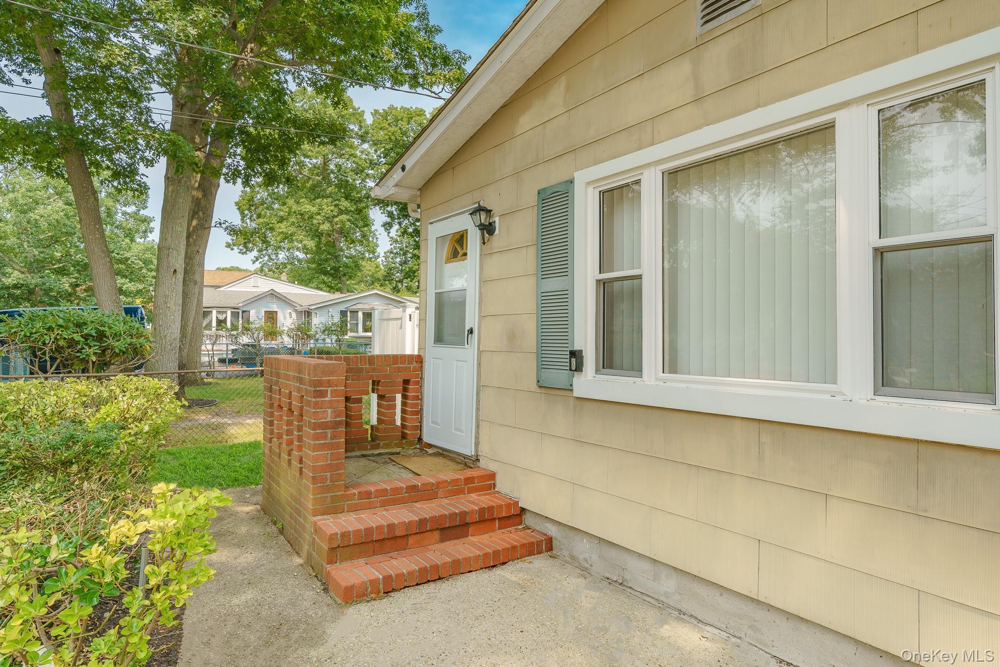 Single Family Salem Street Suffolk County, NY 11772, MLS-1036195-4
