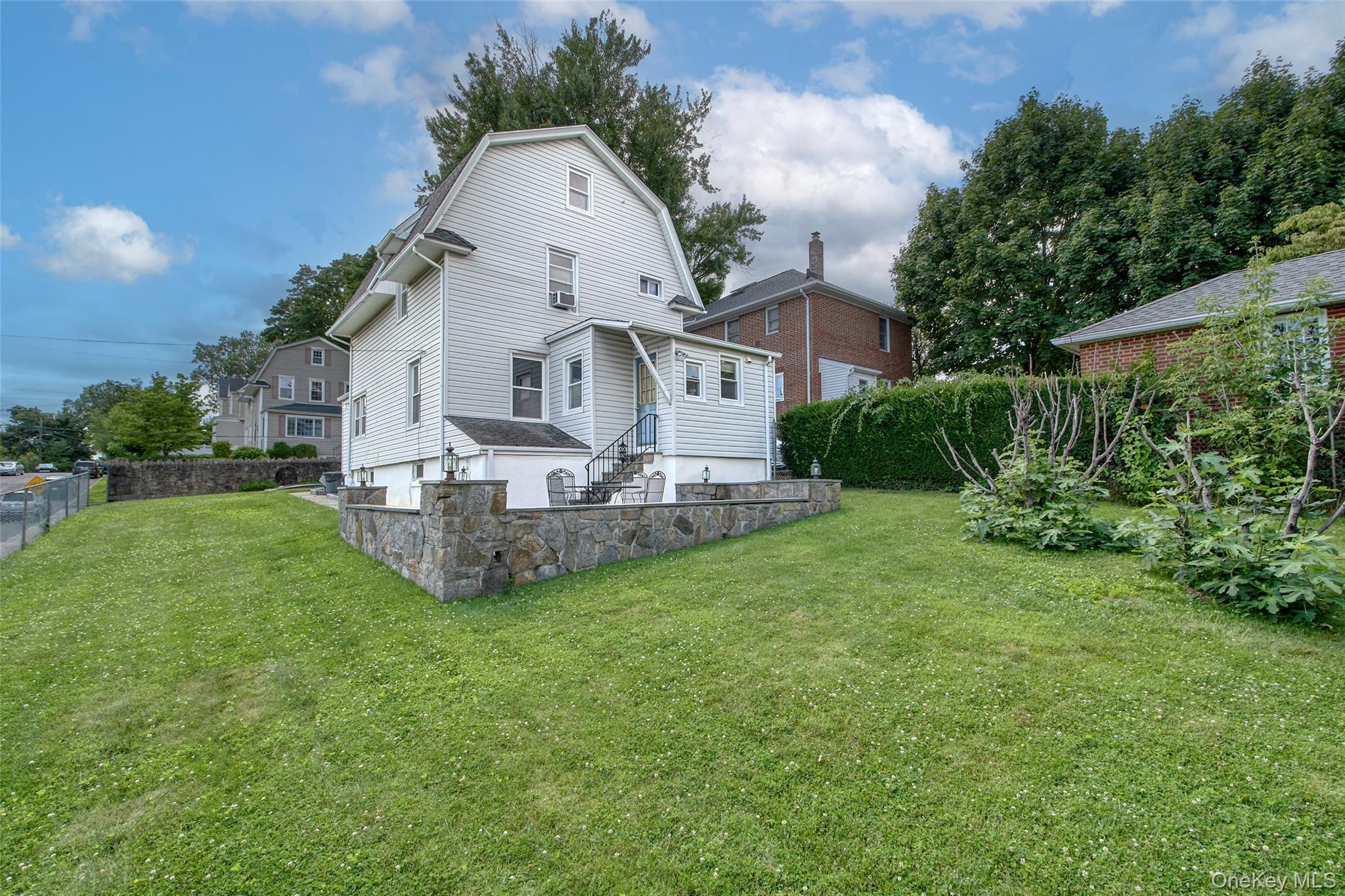Single Family Thatcher Avenue Westchester County, NY 10528, MLS-1036221-28