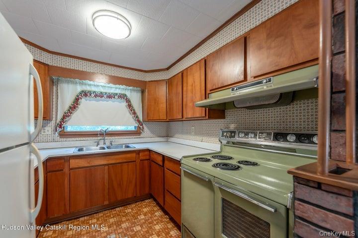 Single Family Main Street Ulster County, NY 12477, MLS-1036223-10