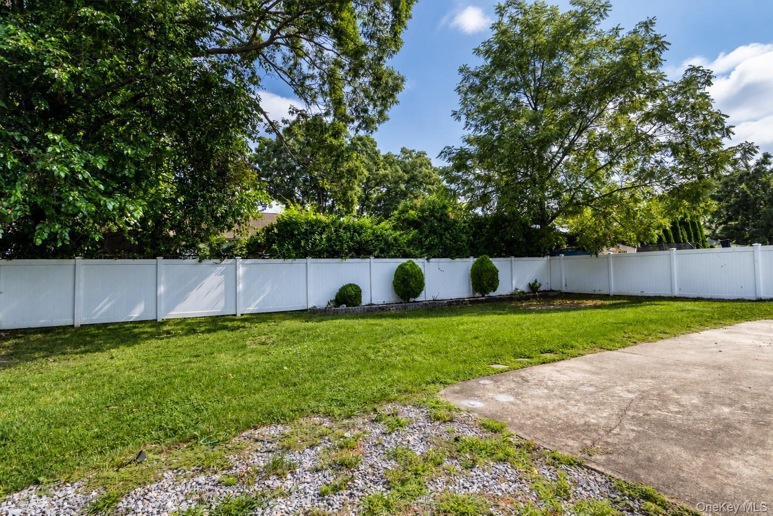 Single Family 48th Street Suffolk County, NY 11757, MLS-1036229-20