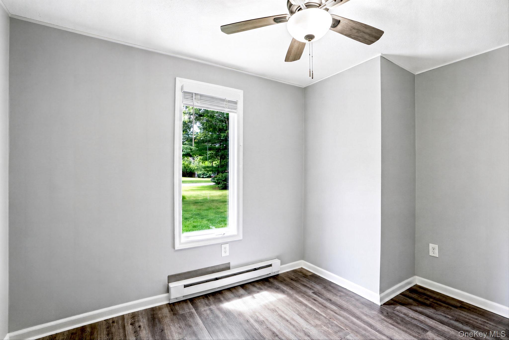 Single Family Broadway Suffolk County, NY 11967, MLS-1036230-16