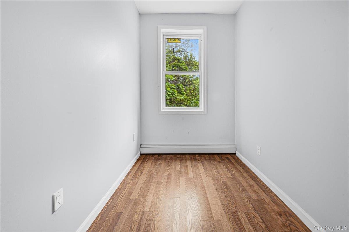 Single Family Ryer Avenue Bronx, NY 10457, MLS-1036237-16