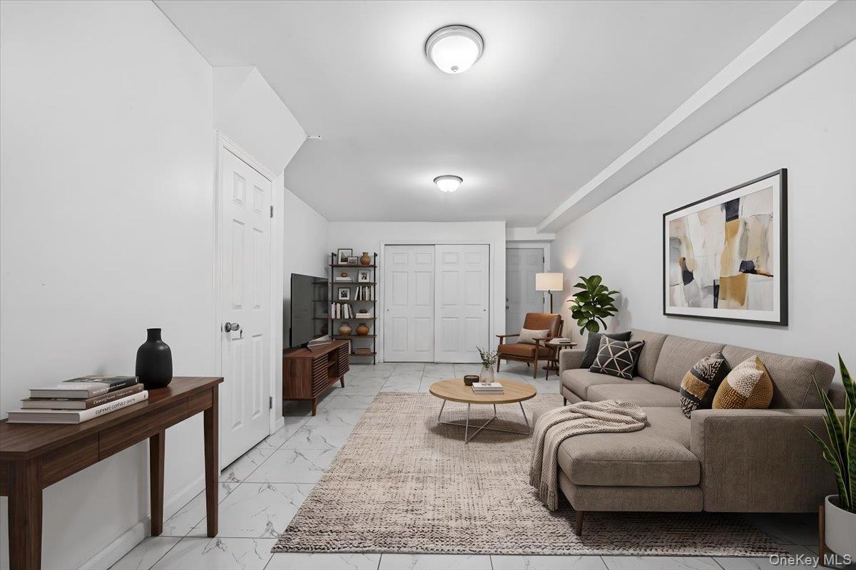 Single Family Ryer Avenue Bronx, NY 10457, MLS-1036237-17