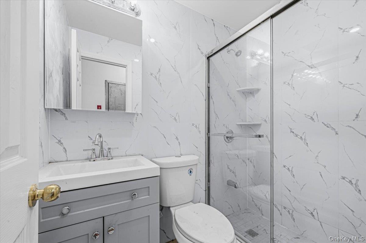 Single Family Ryer Avenue Bronx, NY 10457, MLS-1036237-26