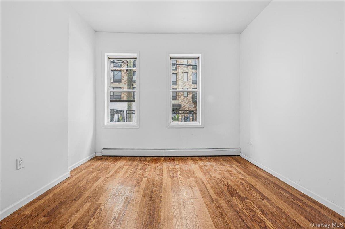 Single Family Ryer Avenue Bronx, NY 10457, MLS-1036237-3