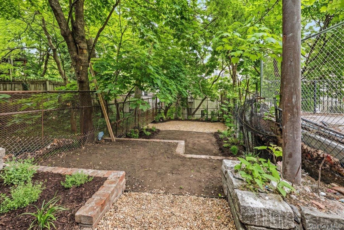 Single Family Ryer Avenue Bronx, NY 10457, MLS-1036237-32