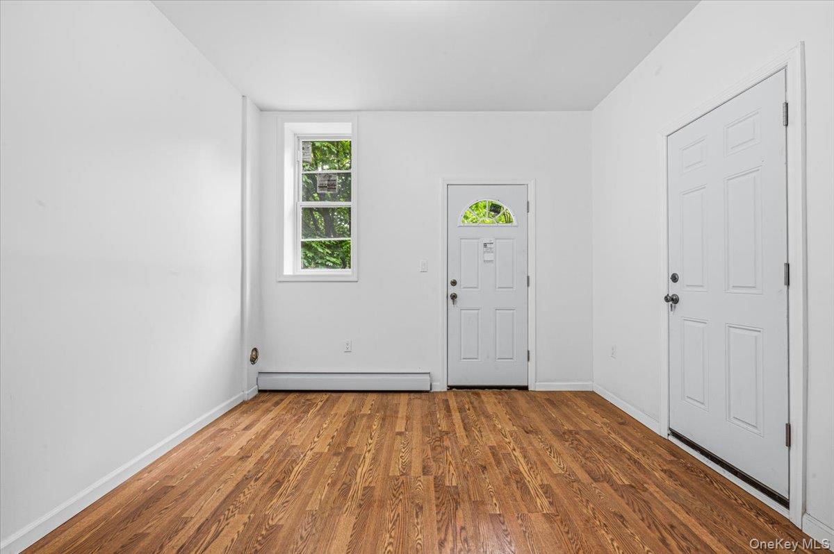 Single Family Ryer Avenue Bronx, NY 10457, MLS-1036237-6