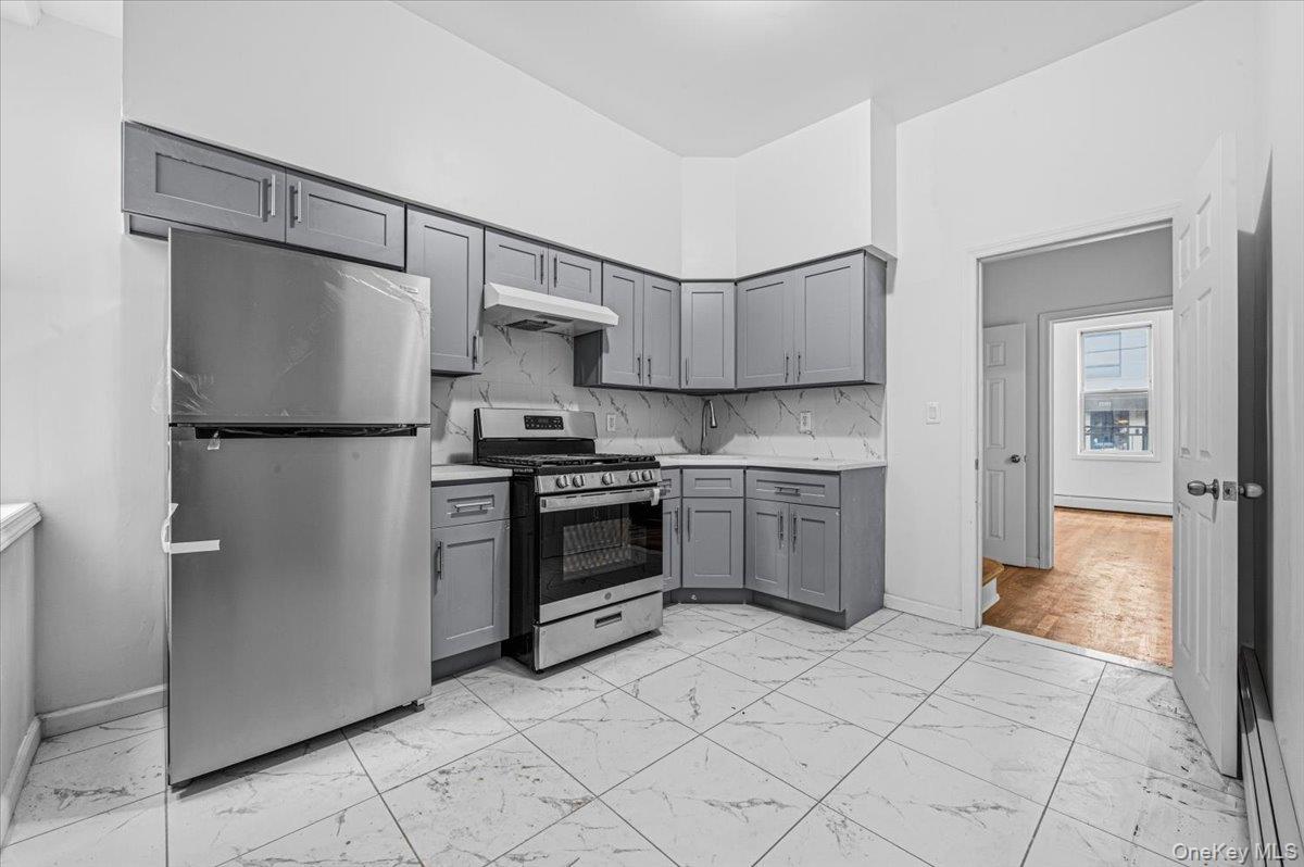 Single Family Ryer Avenue Bronx, NY 10457, MLS-1036237-9