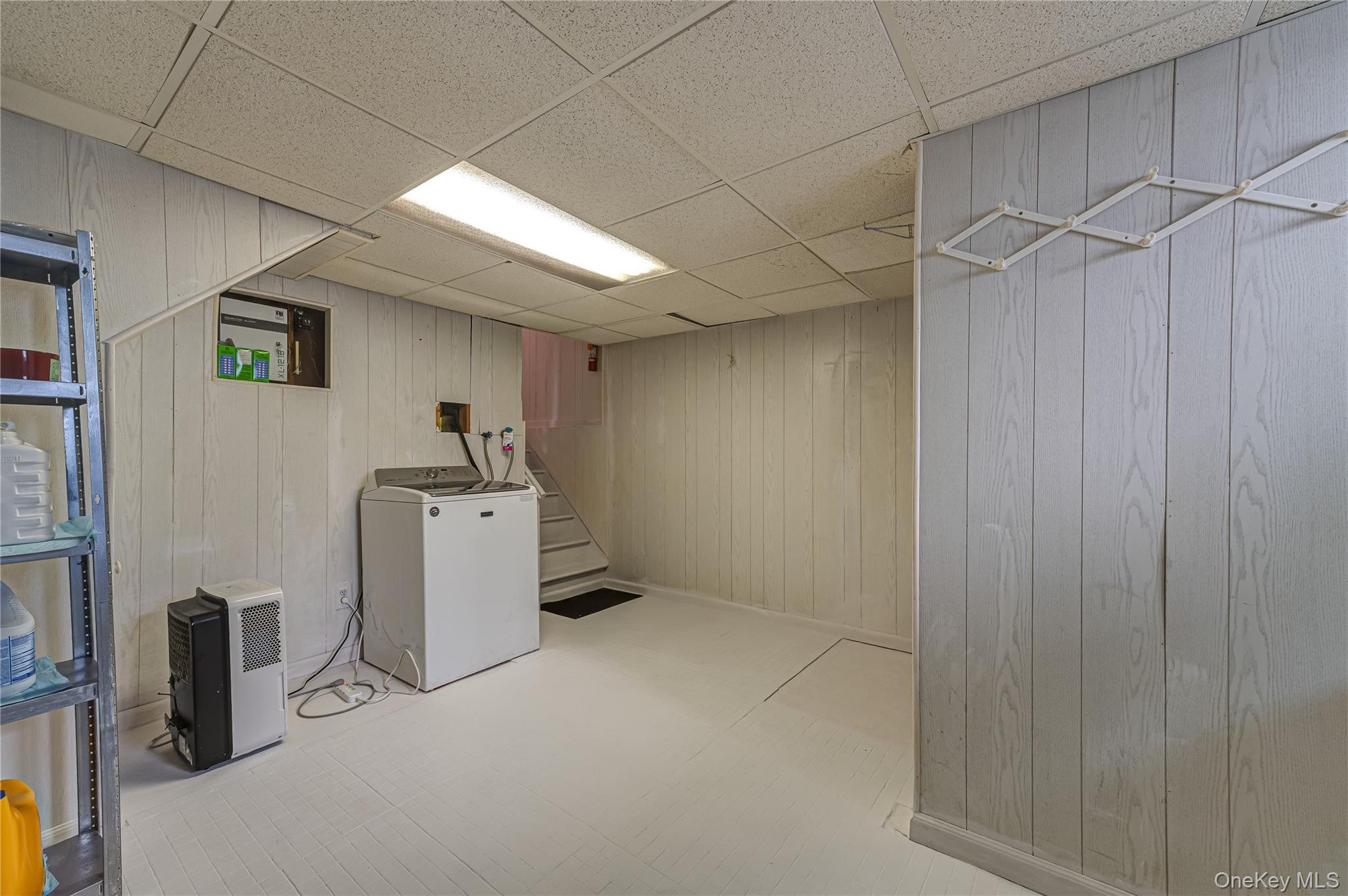 Single Family Rumford Road  Suffolk County, NY 11754, MLS-1036247-21