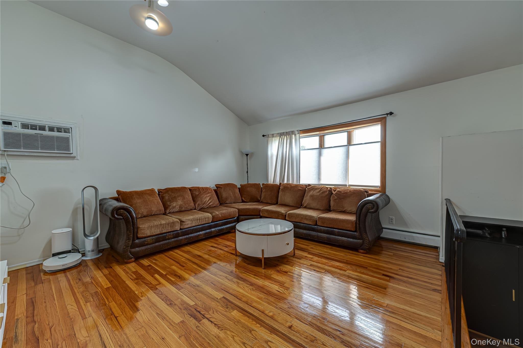 Single Family Rumford Road  Suffolk County, NY 11754, MLS-1036247-7