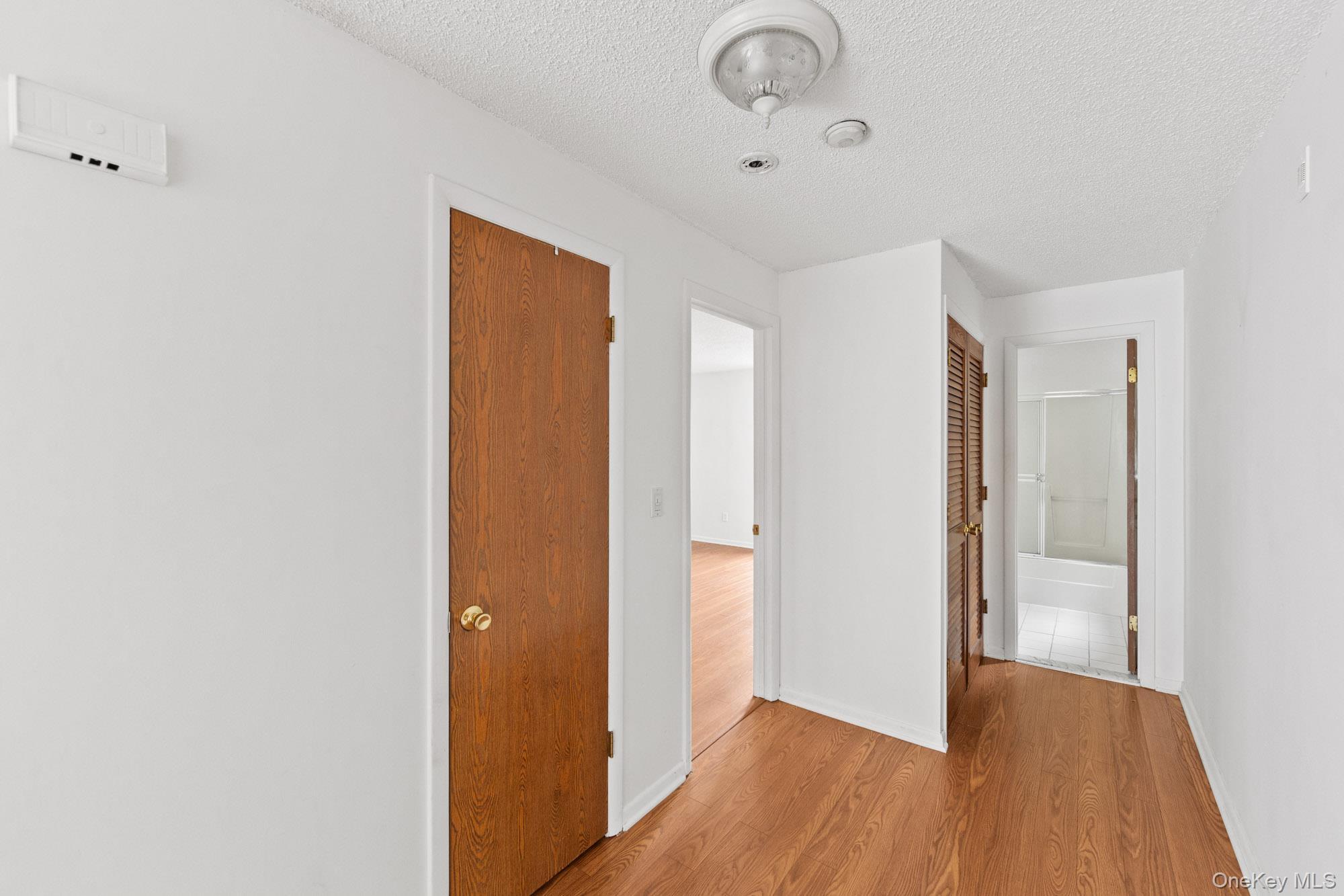 Single Family Kings Court  Rockland County, NY 10954, MLS-1036249-15
