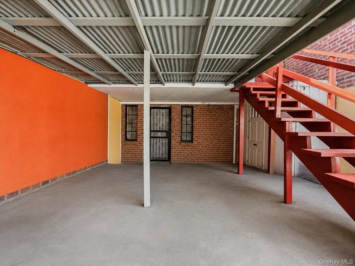 Single Family Duncan Street Bronx, NY 10469, MLS-1036251-27