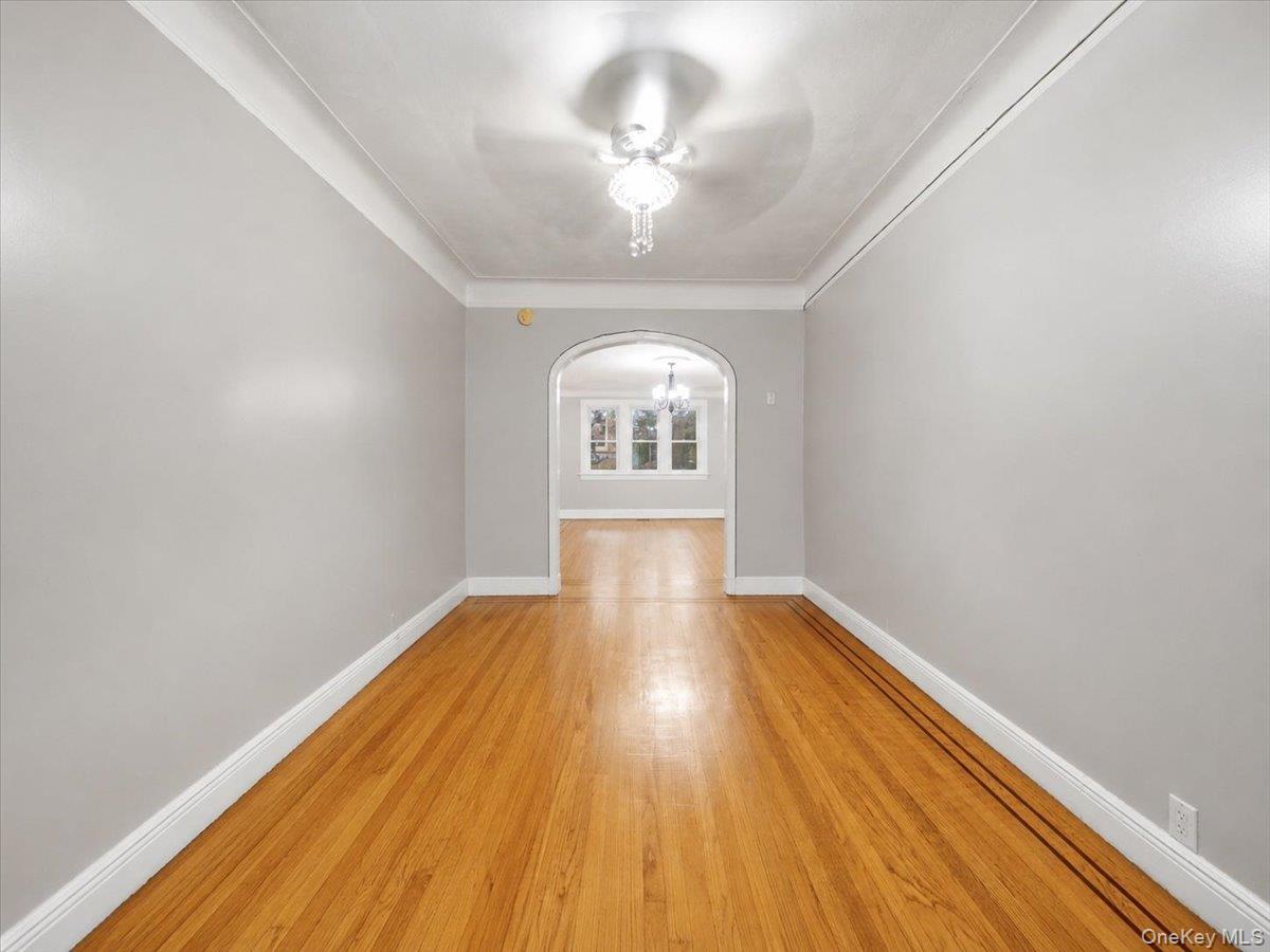 Single Family Duncan Street Bronx, NY 10469, MLS-1036251-4