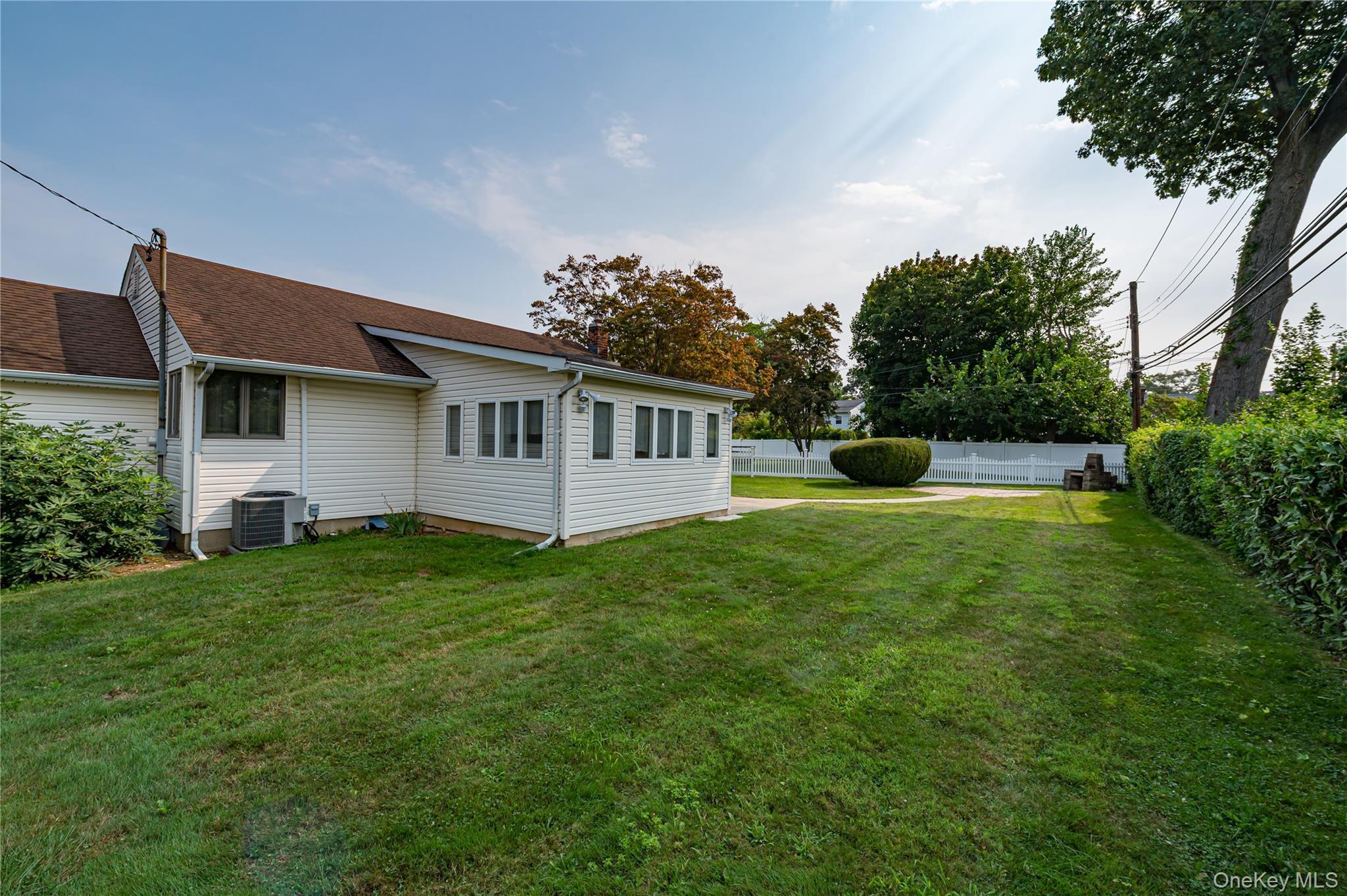 Single Family Maplewood Drive  Nassau County, NY 11783, MLS-1036258-18