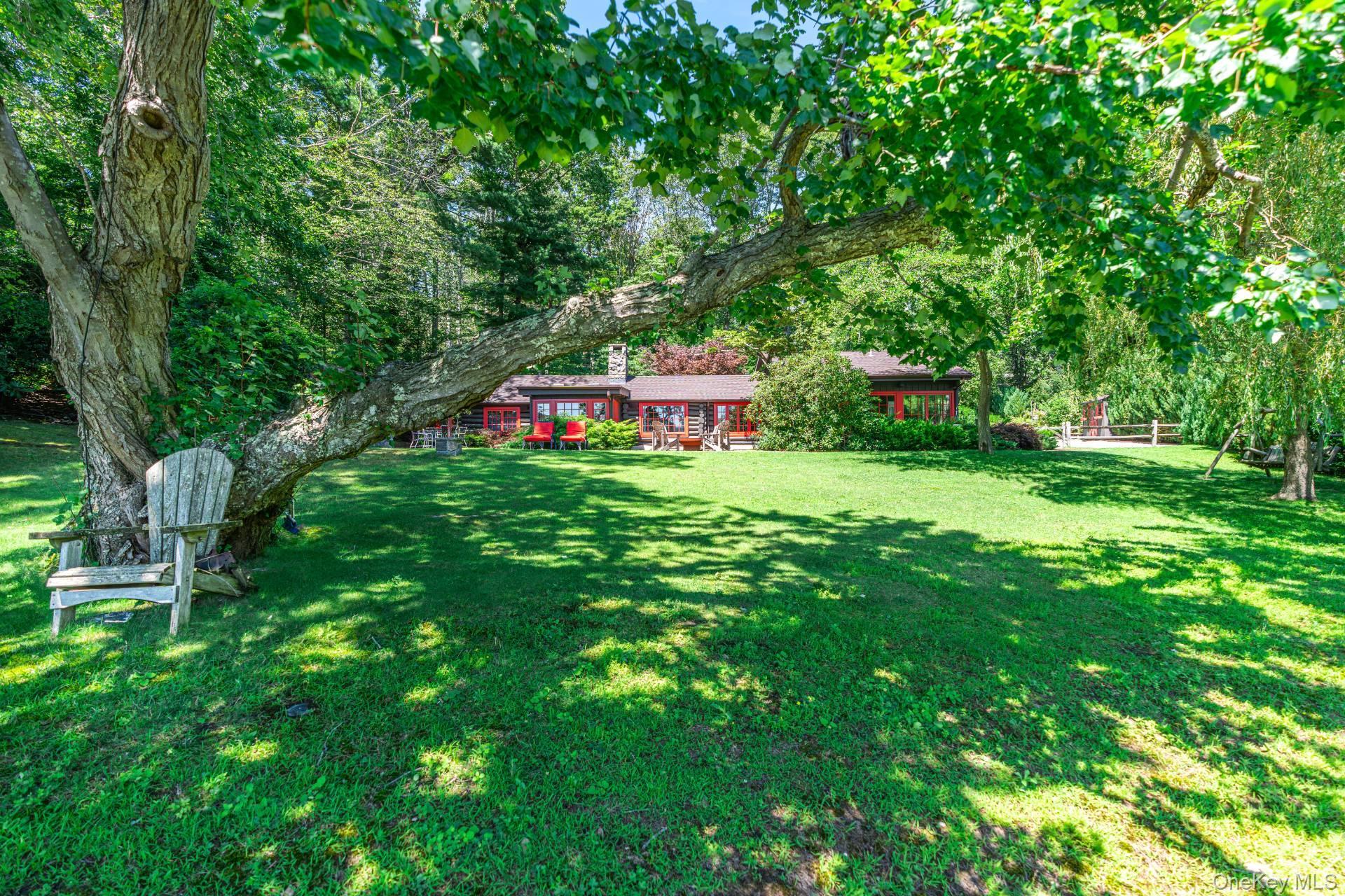 Single Family Laurel Way  Suffolk County, NY 11952, MLS-1036267-3