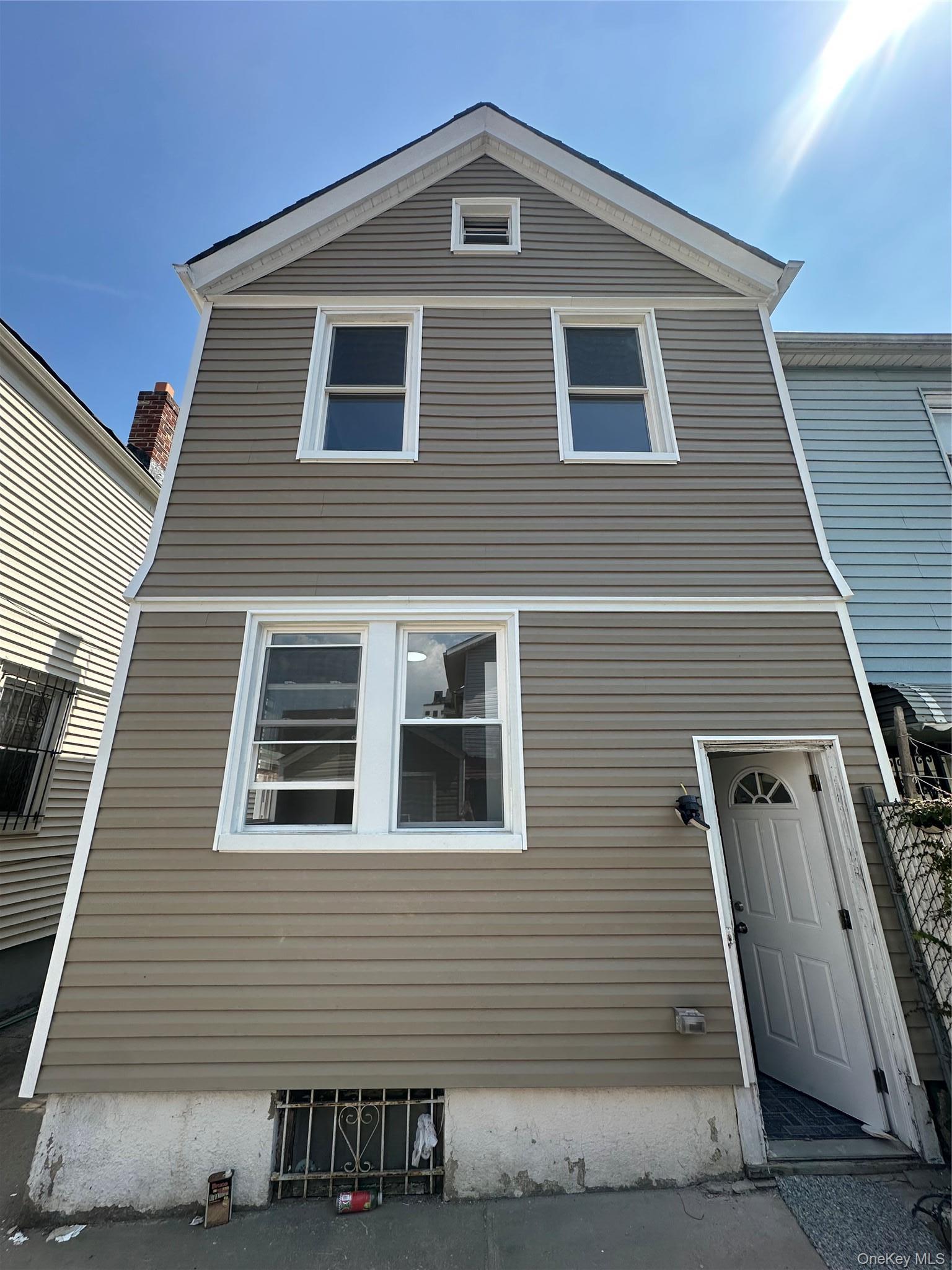 Single Family 89th Avenue  Queens, NY 11432, MLS-1036269-31