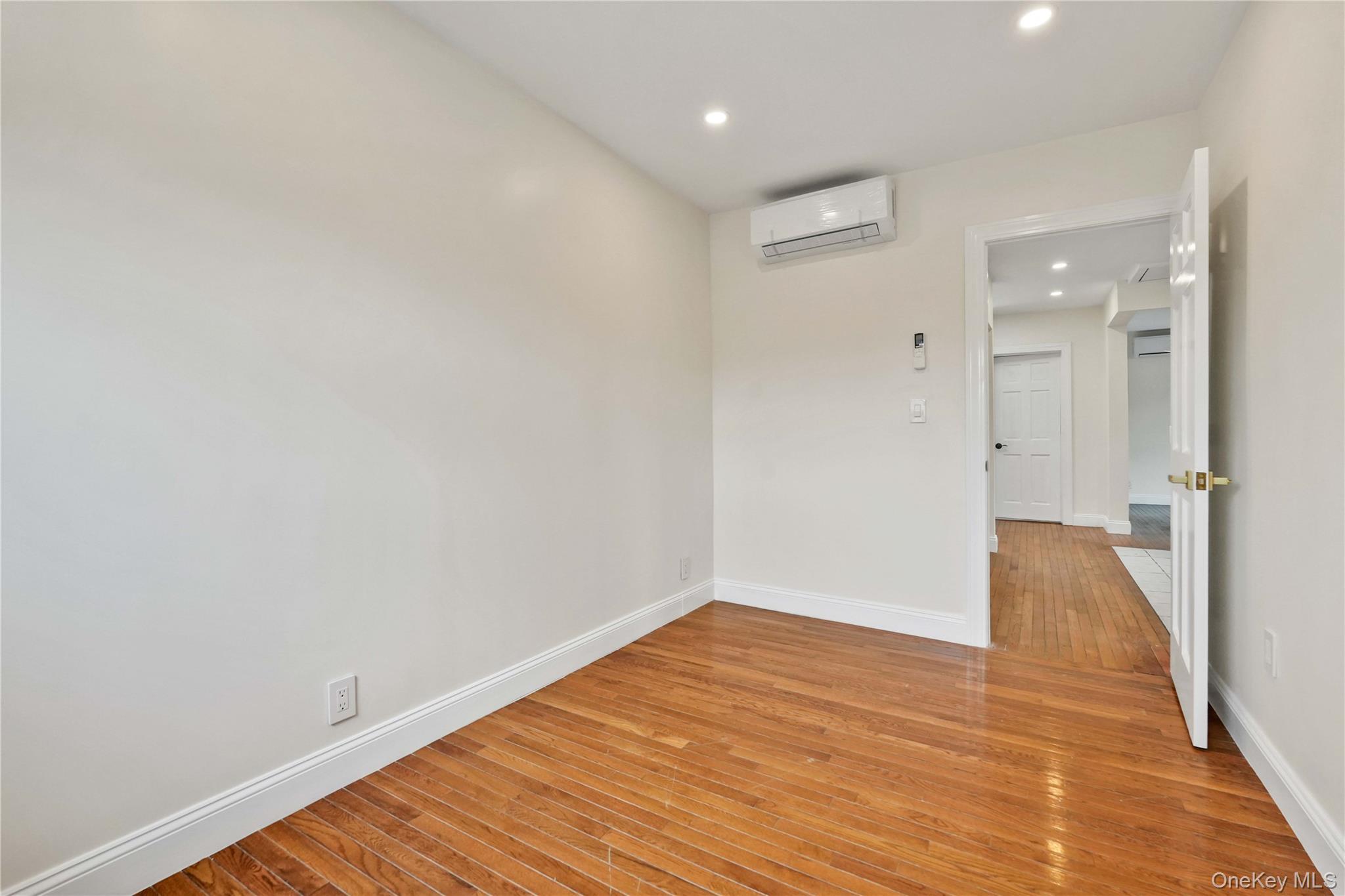 Single Family 68th Avenue Queens, NY 11374, MLS-1036273-18