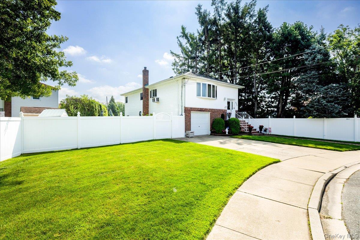 Single Family Seidman Place  Nassau County, NY 11010, MLS-1036274-2