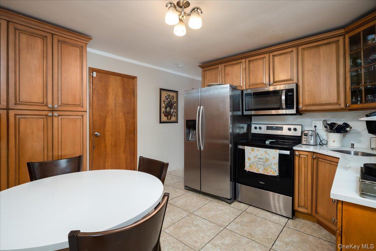 Single Family Seidman Place  Nassau County, NY 11010, MLS-1036274-4